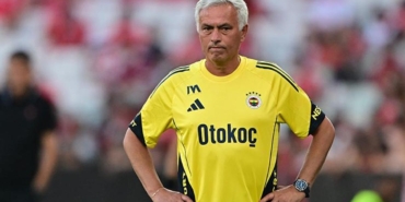 fenerbahcede-kocaelispor-macinda-bir-sakat-bir-cezali-h7CidZhZ.jpg
