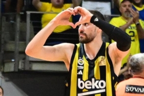fenerbahceden-ayrilan-guduricden-aci-itiraf-hayal-ettigim-gibi-ilerlemedi-OWkDmkjX.jpg