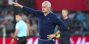feyenoord-maglubiyeti-sonrasi-fenerbahcede-jose-mourinho-simdiden-cehenneme-hos-geldiniz-4iOb8MWv.jpg