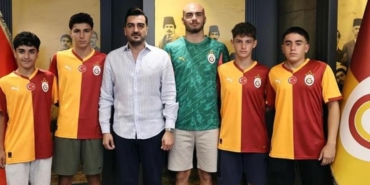 galatasaray-7-futbolcuyu-kadrosuna-katti-rLCCdnWw.jpg