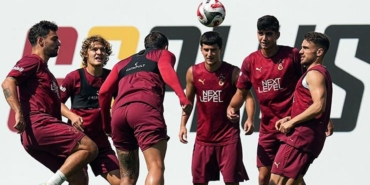 galatasaray-hazirliklara-devam-etti-1ZIaTDVk.jpg