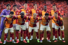galatasarayda-surpriz-ayrilik-gorusmeler-basladi-bonservis-icin-pazarliklar-devam-ediyor-42z32ebp.jpg