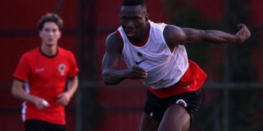 genclerbirliginde-samsunspor-mesaisi-suruyor-OpOHQEea.jpg