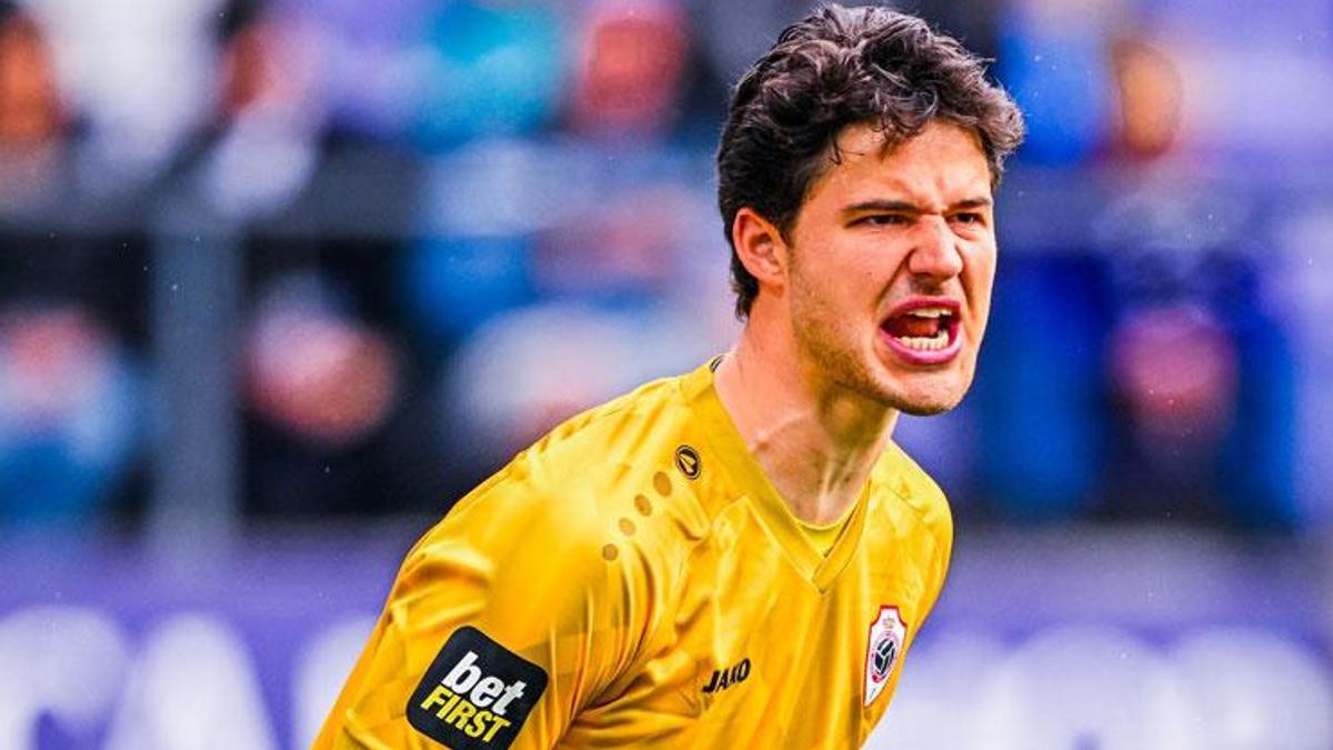 lammenste-dev-kapisma-galatasaray-transfer-masasinda-6lWAgWAQ.jpg