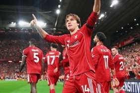 liverpool-premier-lige-3-puanla-basladi-Aaz5ryXA.jpg
