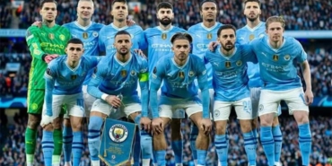 manchester-citynin-stoperi-galatasaraya-ilk-teklif-yapildi-menajeri-istanbula-geliyor-DcflRKe5.jpg