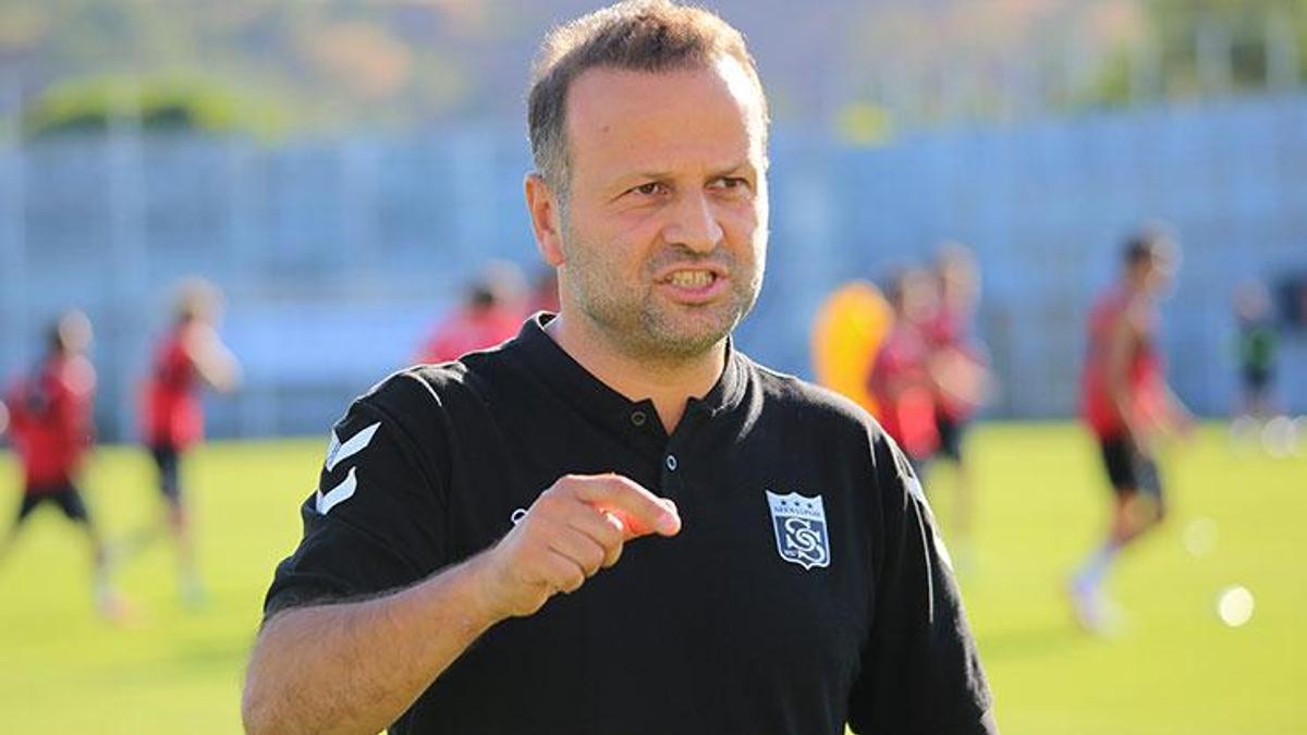 osman-zeki-korkmazdan-elestirilere-cevap-burasinin-sivasspor-oldugunu-ben-de-biliyorum-x5ujBCA4.jpg