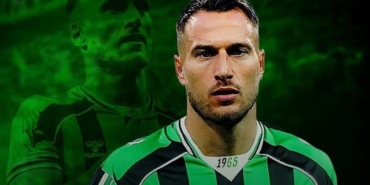 sakaryaspor-yeni-transferini-resmen-acikladi-OiGV1j65.jpg