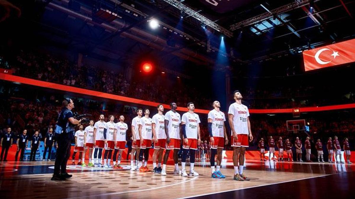 sehmus-hazer-porzingisi-poster-yapti-eurobasket-2025e-damga-vuran-smac-xLYrUppy.jpg