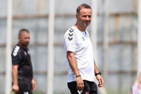 sivasspor-bir-an-once-super-lige-donmek-istiyor-JQ8aNQ7Z.jpg