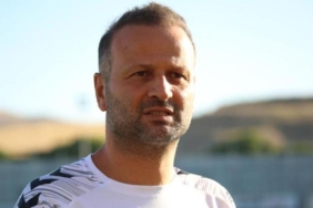sivassporda-osman-zeki-korkmaz-zorlu-bir-doneme-giriyoruz-rHv3dYmZ.jpg