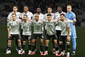 son-dakika-besiktas-kadroyu-uefaya-gonderdi-2-isim-listede-yok-uS14Timq.jpg