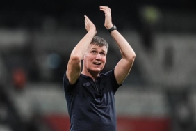 stephen-kenny-besiktas-yenilgisine-ragmen-takimindan-memnun-cok-uzulduler-PKpBalnV.jpg