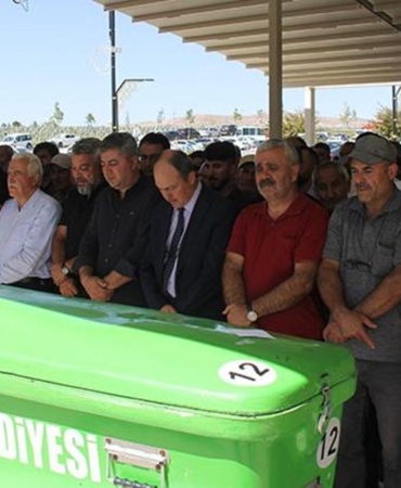 taha-akgulun-dedesi-son-yolculuguna-ugurlandi-AVlcKesD.jpg