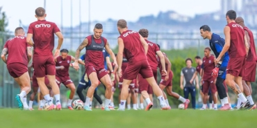 trabzonspor-kocaelispor-maci-hazirliklarina-devam-etti-QVfFTlrU.jpg