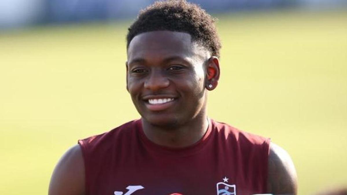 trabzonsporun-yeni-transferi-kazeem-olaigbe-sahaya-cikmak-icin-sabirsizlaniyorum-vYPcOa7v.jpg