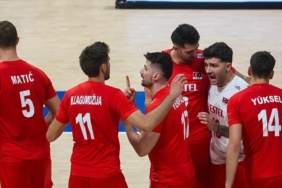 a-milli-erkek-voleybol-takimi-2025-dunya-sampiyonasinda-6-oldu-BCL2fKSt.jpeg