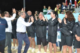 ayvalikta-duzenlenen-2025-plaj-voleybolu-dunya-turu-sona-erdi-Hbw9vlCn.jpg