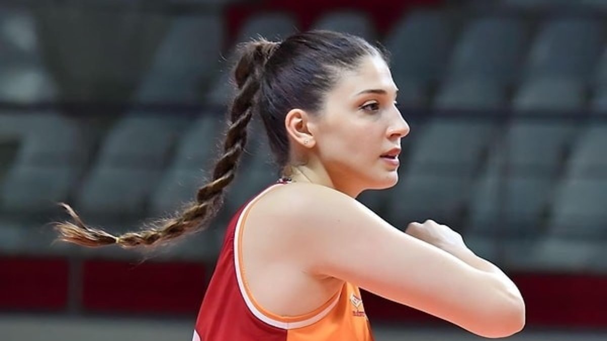 galatasaraydan-ilkin-aydin-aciklamasi-2-hafta-sahalardan-uzak-kalacak-td1LeFrQ.jpeg