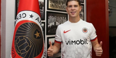 genclerbirligi-yeni-transferini-resmen-acikladi-kar3Vkeg.jpg