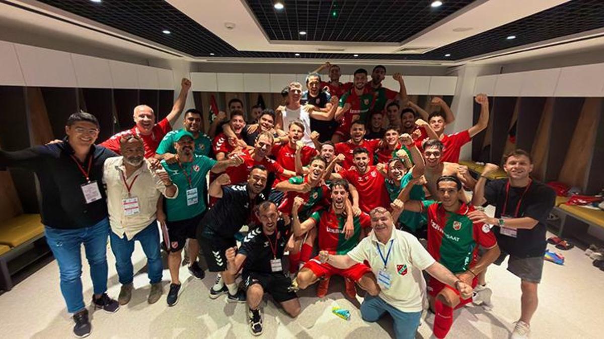 karsiyaka-kupada-tur-pesinde-JAZAQbEs.jpg