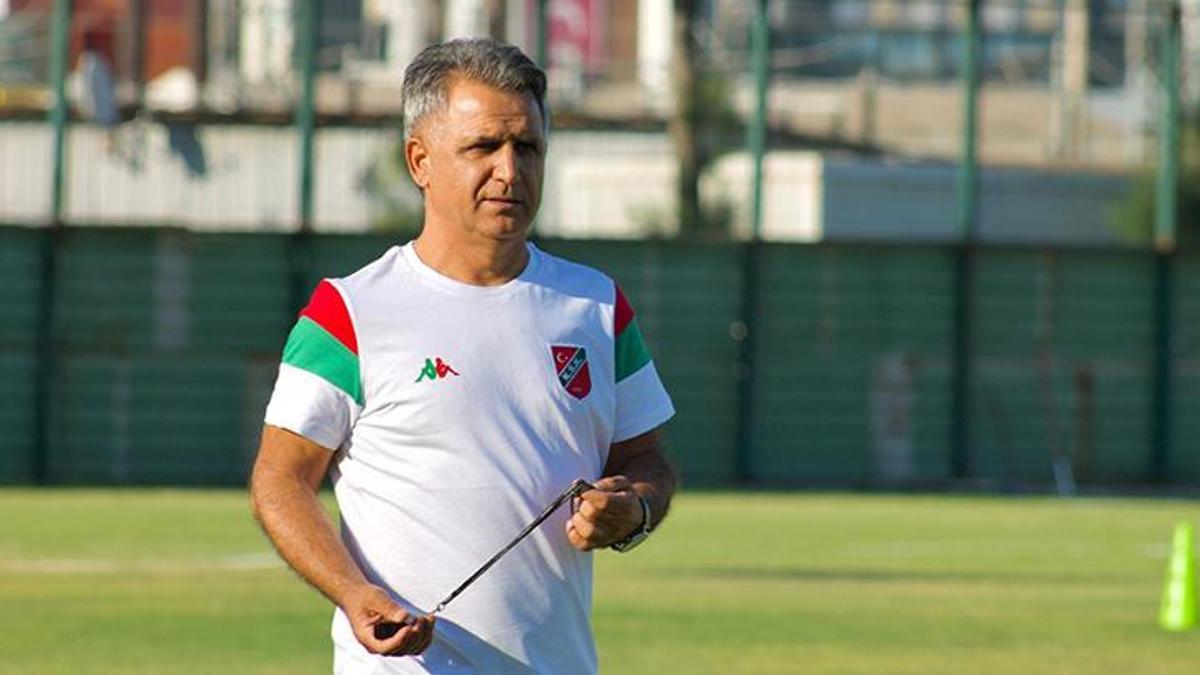 karsiyaka-teknik-direktoru-burhanettin-basatemur-kupada-iddiali-NeTZJQpL.jpg