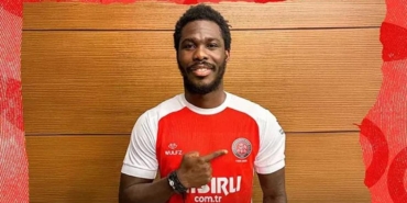 resmi-aciklama-chelseaden-karagumruke-transfer-KOfXIBSh.jpg