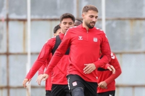 sivasspor-sakaryaspor-macinin-hazirliklarini-tamamladi-bQDSPOMd.jpg