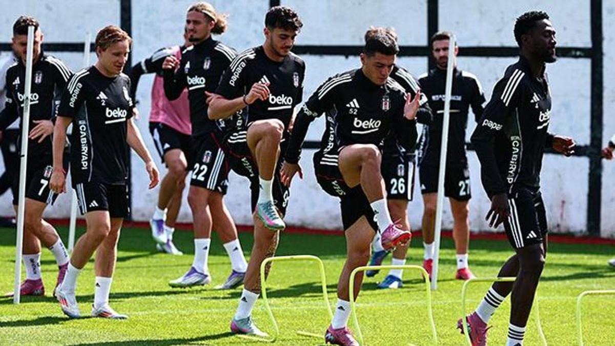 besiktasta-galatasaray-maci-hazirliklari-surdu-uS6ZY7p8.jpg