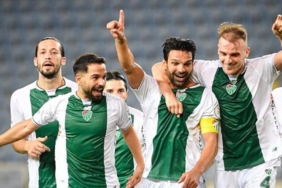 bursaspor-kirklareli-deplasmaninda-3-puan-ariyor-mezAFeg2.jpg
