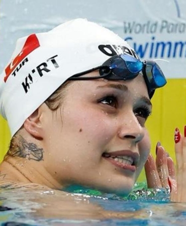 defne-kurttan-tarihi-basari-5-altin-madalya-4A6AnNjh.jpg