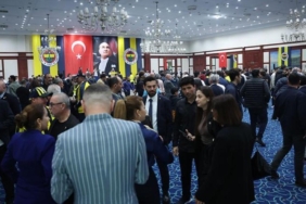 fenerbahcede-divan-kurulu-toplantisinin-tarihi-belli-oldu-1JlmHpk8.jpg