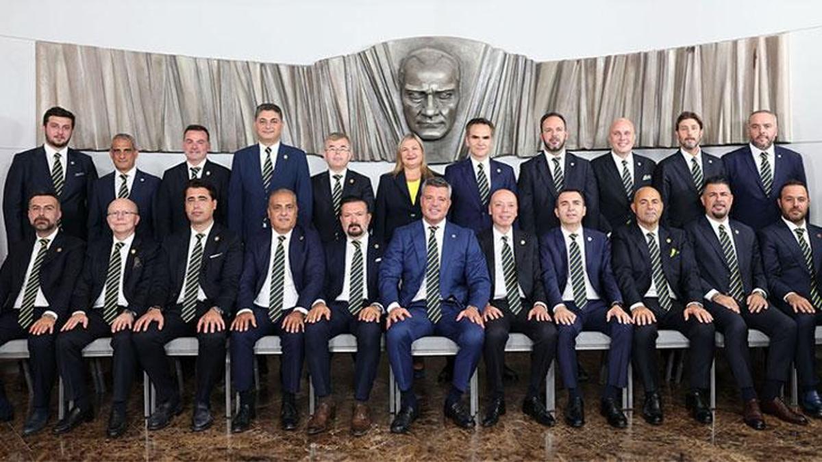 fenerbahcede-yeni-yonetim-kurulunda-gorev-dagilimi-yapildi-sadettin-saranin-ekibi-belli-oldu-tGfGtwwe.jpg