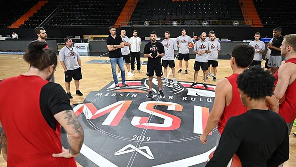 msk-evinde-ilk-macinda-besiktasi-agirlayacak-PtTBkLNU.jpg