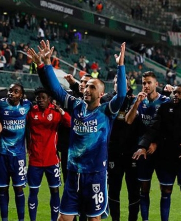 zeki-yavru-galatasaray-ve-fenerbahce-kazandi-3te-3un-gururunu-yasiyoruz-AmBfKpDR.jpg